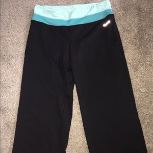 Reebok Capri yoga pants!!